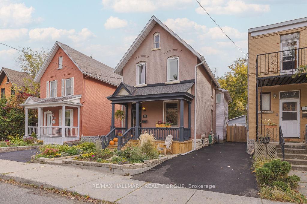 38-elm-street-ottawa-ontario-x12381242