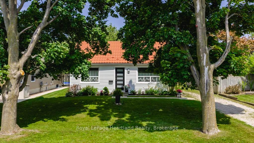 305-mary-street-goderich-ontario-x12381283