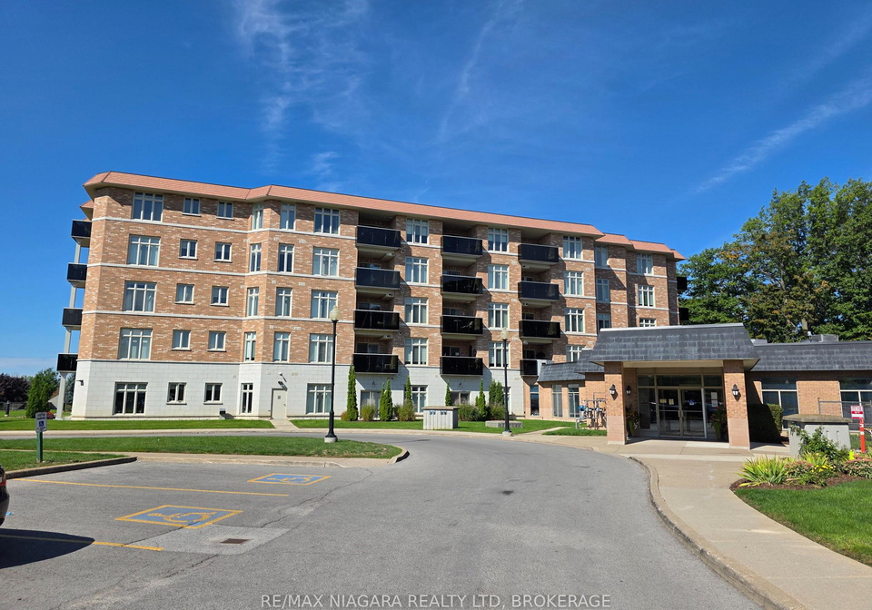 8111-forest-glen-drive-niagara-falls-ontario-x12381340