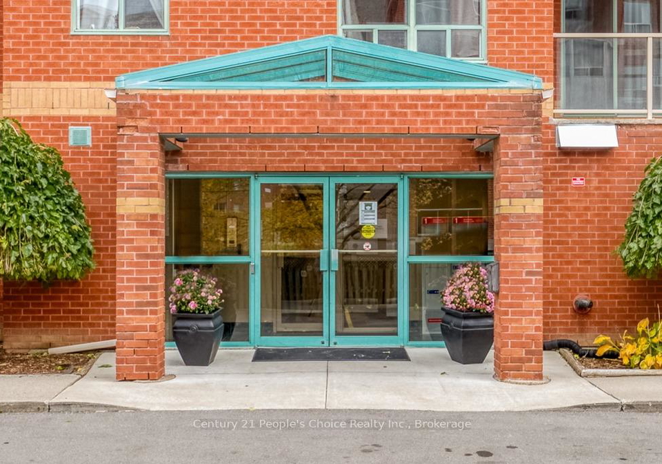 77-base-line-road-w-london-south-ontario-x12381343
