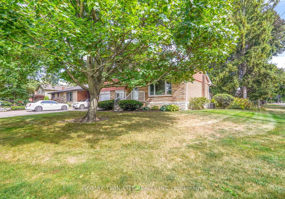 49-pusey-boulevard-brantford-ontario-x12381396