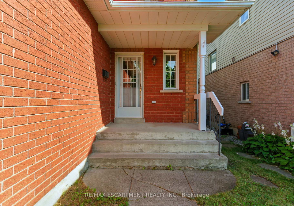 153-chudleigh-street-hamilton-ontario-x12381418