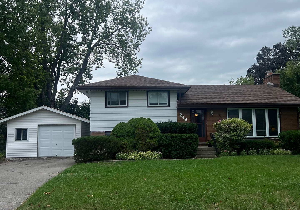 244-mcgill-street-quinte-west-ontario-x12381514