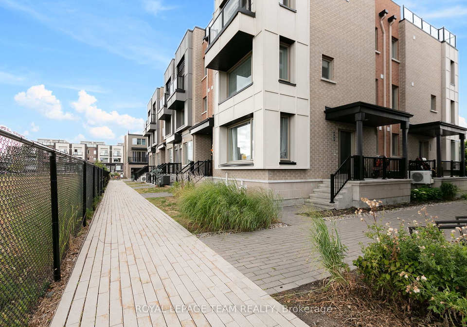 563-ozawa-private-ottawa-ontario-x12381597