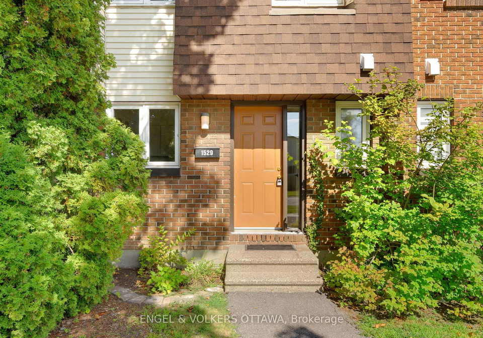 1529-meadowbrook-road-ottawa-ontario-x12381683