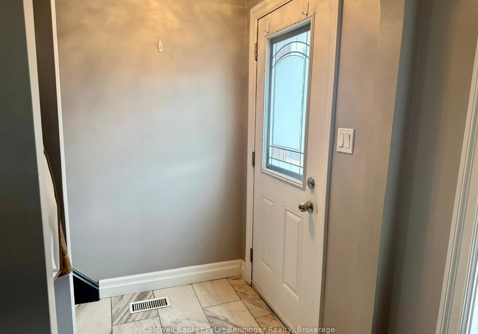 582-9th-street-hanover-ontario-x12381873