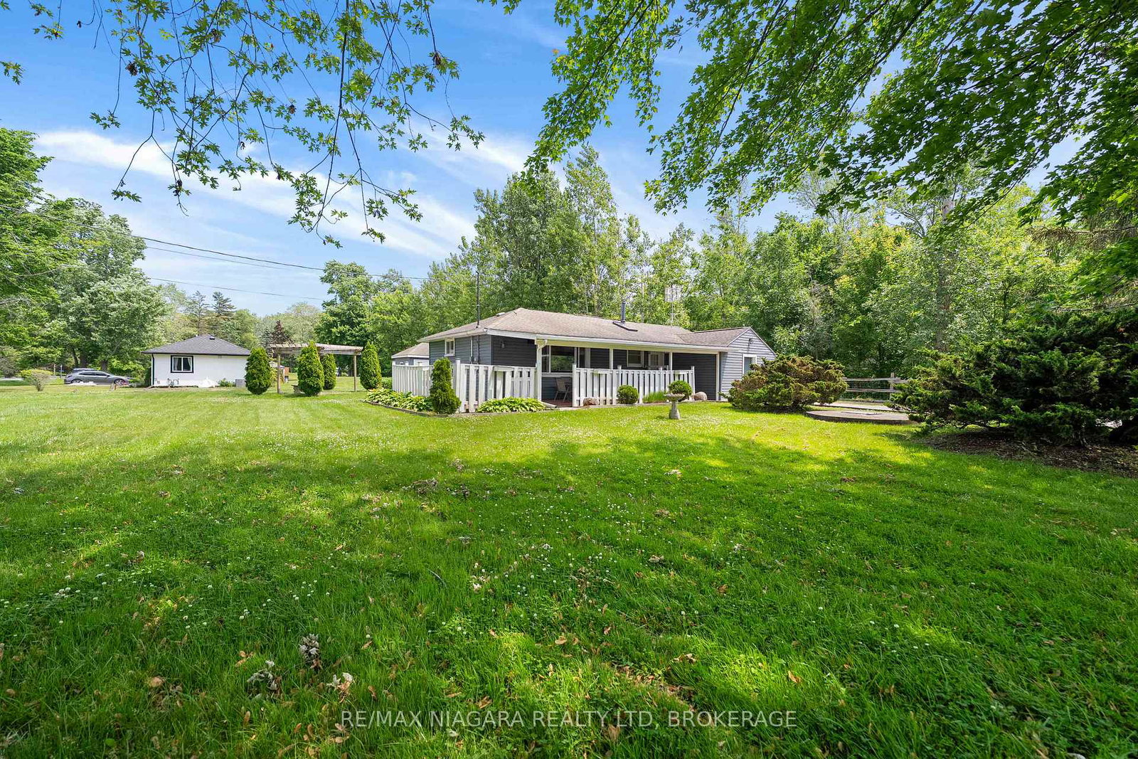 527-pinecrest-road-port-colborne-ontario-x12382093