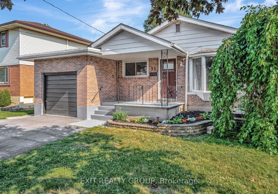 31-plaza-square-belleville-ontario-x12382212