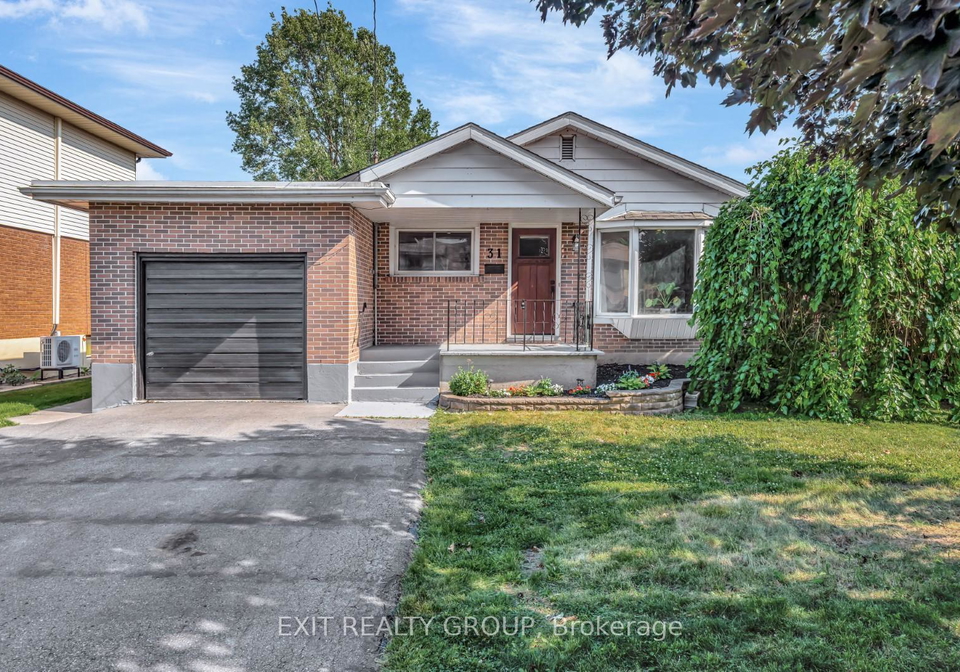 31-plaza-square-belleville-ontario-x12382212
