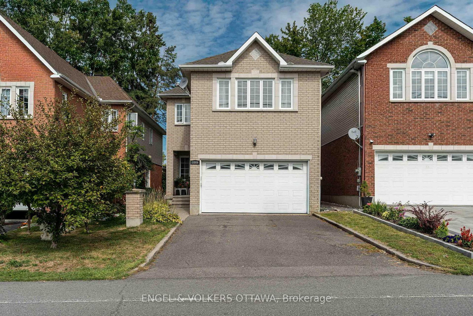 1649-rosebella-avenue-ottawa-ontario-x12382262