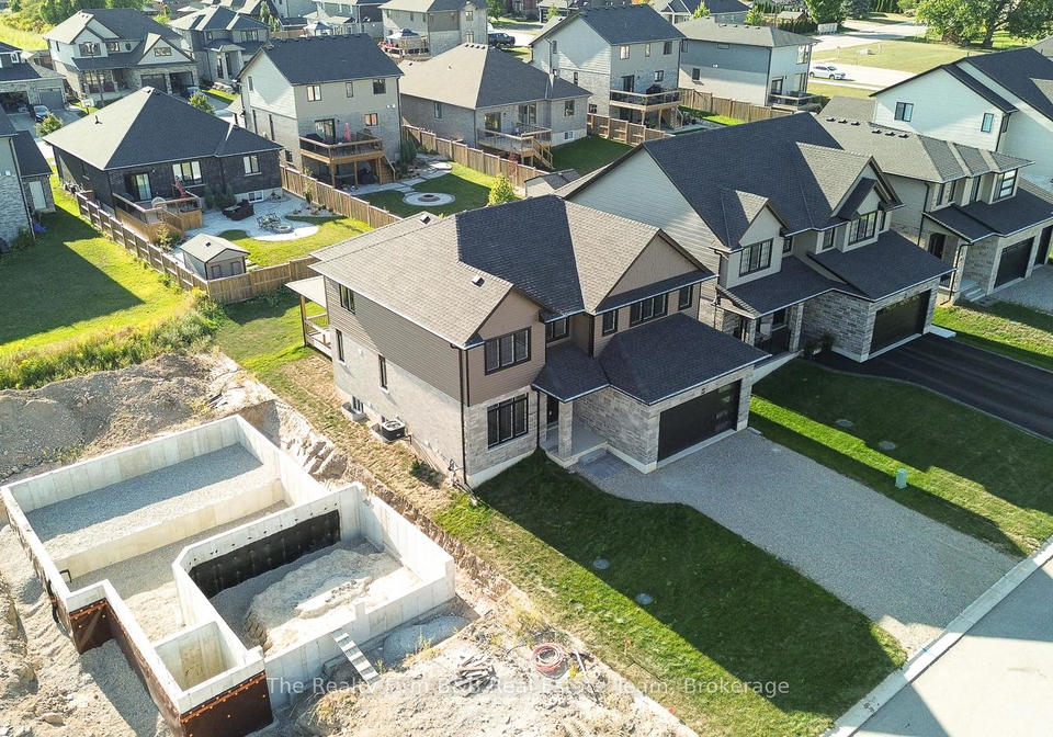 100-graydon-drive-south-west-oxford-ontario-x12382305