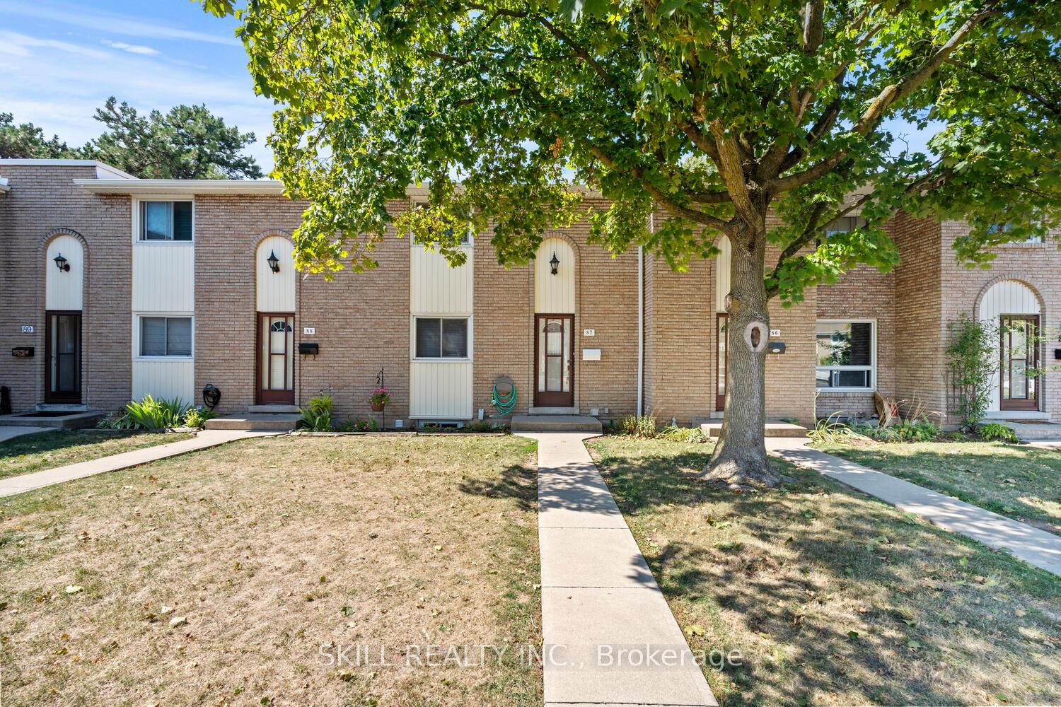151-gateshead-crescent-hamilton-ontario-x12382311