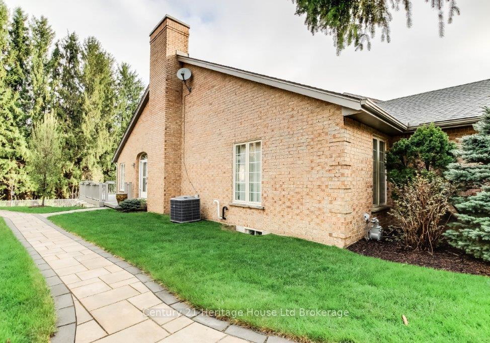 675-lansdowne-avenue-woodstock-ontario-x12382339