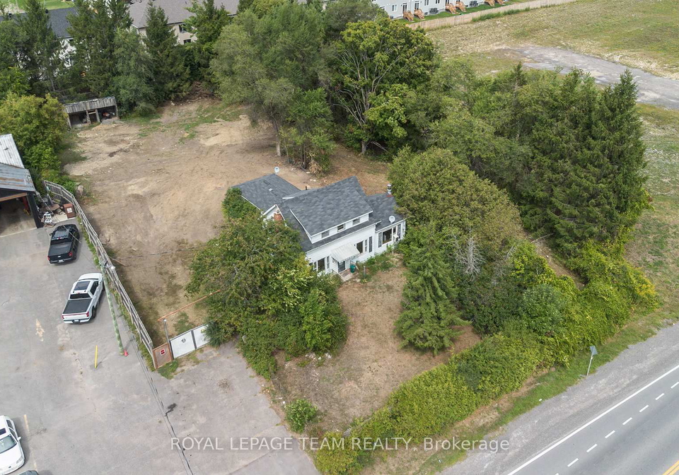 2535-county-road-43-highway-north-grenville-ontario-x12382460