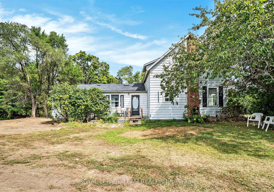 2535-county-road-43-highway-north-grenville-ontario-x12382460