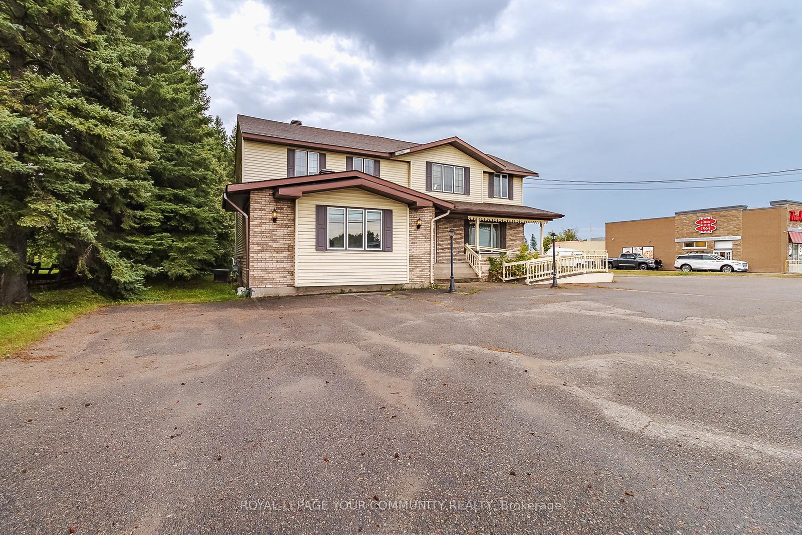 920-great-northern-road-sault-ste-marie-ontario-x12382574