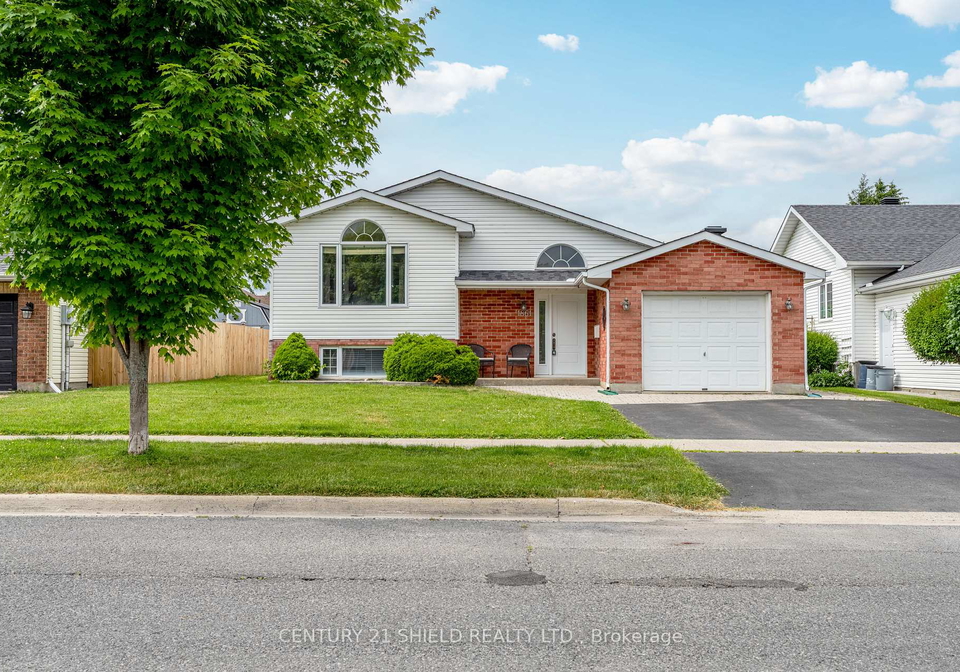1861-belvedere-crescent-cornwall-ontario-x12382625