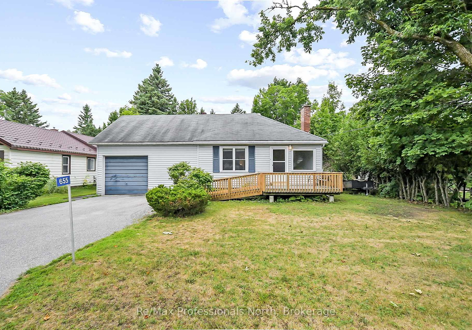 655-mary-street-n-gravenhurst-ontario-x12383068