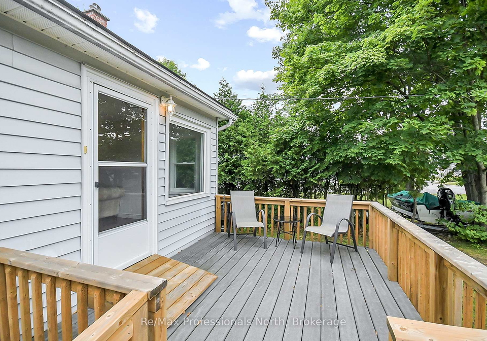 655-mary-street-n-gravenhurst-ontario-x12383068