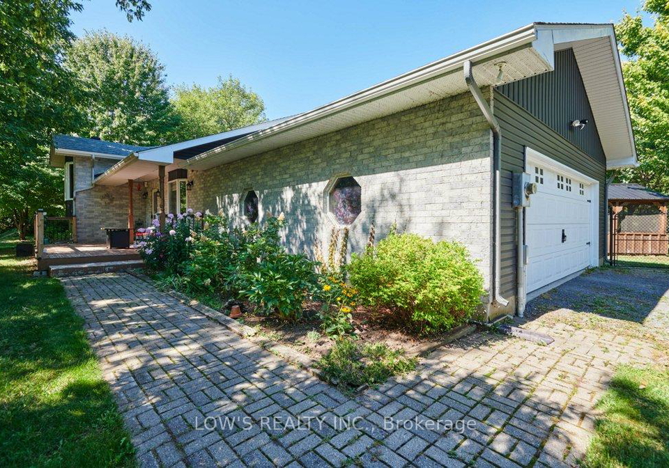 17389-mclean-road-north-stormont-ontario-x12383075