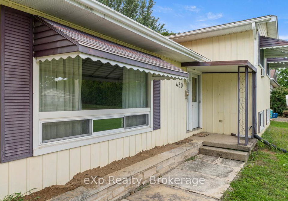 430-isaac-street-south-bruce-peninsula-ontario-x12383140