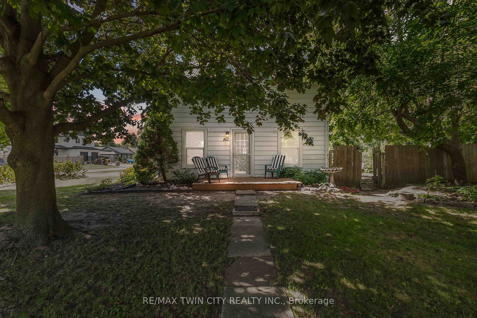 162-adelaide-street-strathroy-caradoc-ontario-x12383169