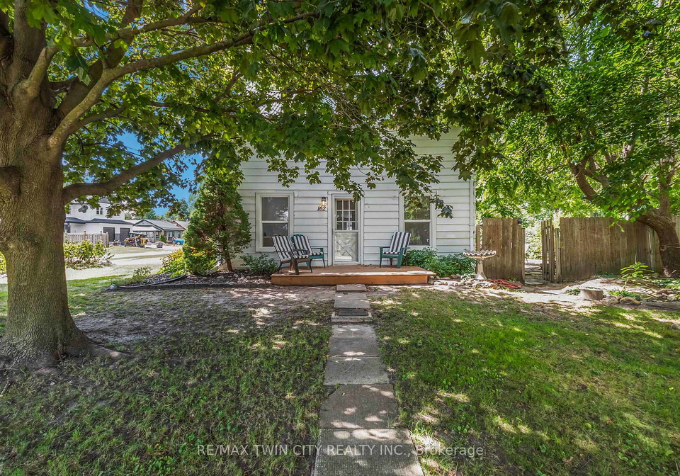 162-adelaide-street-strathroy-caradoc-ontario-x12383169