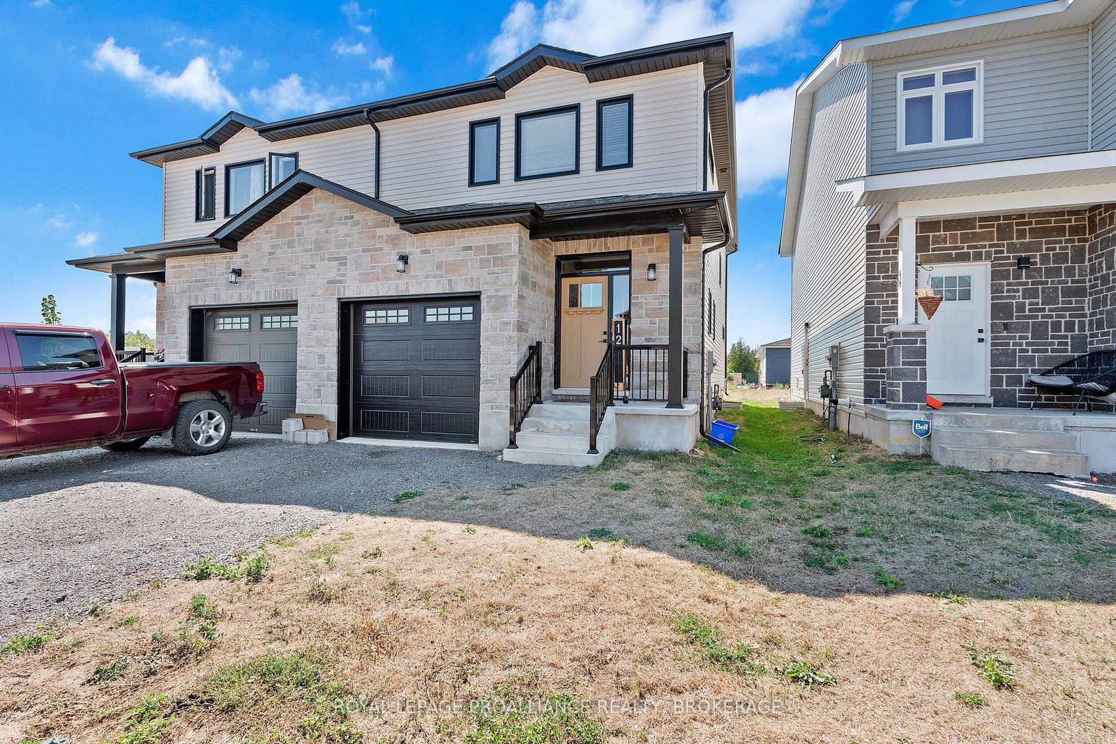 12-dusenbury-crescent-loyalist-ontario-x12383263