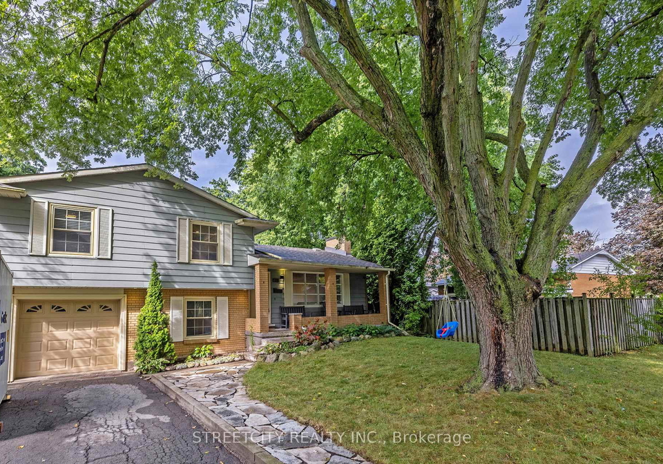 747-westbury-crescent-london-south-ontario-x12383286