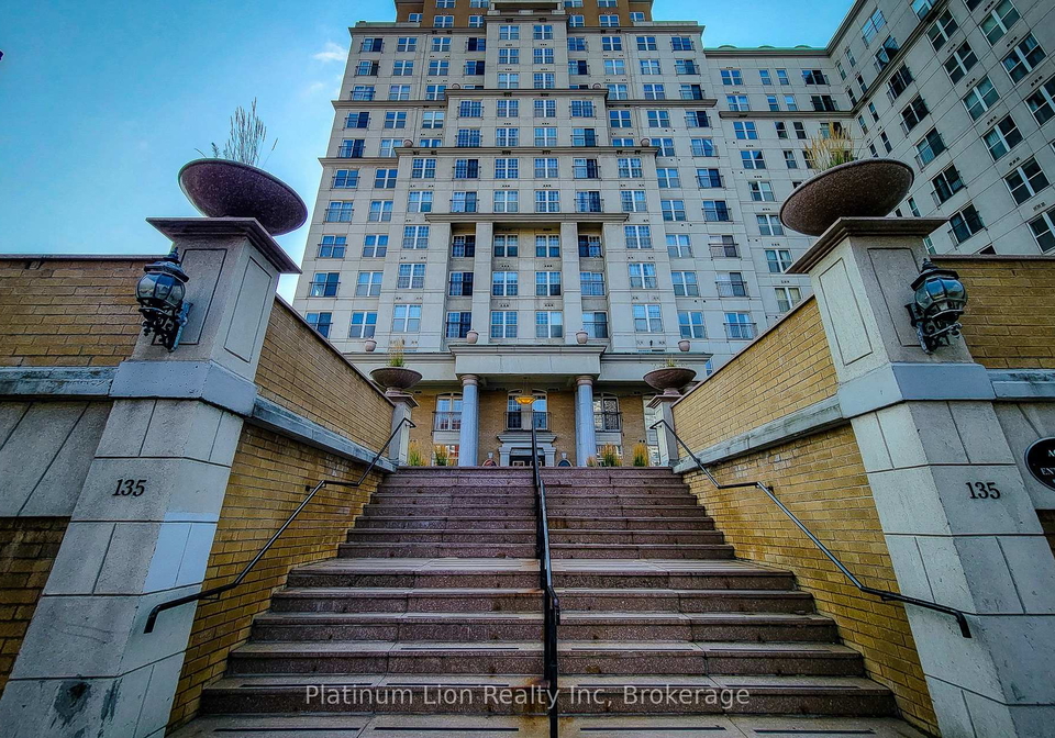135-james-street-s-hamilton-ontario-x12383430