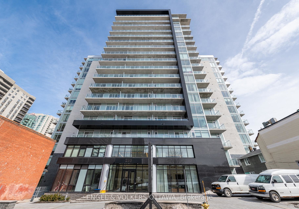 255-bay-street-w-ottawa-ontario-x12383591