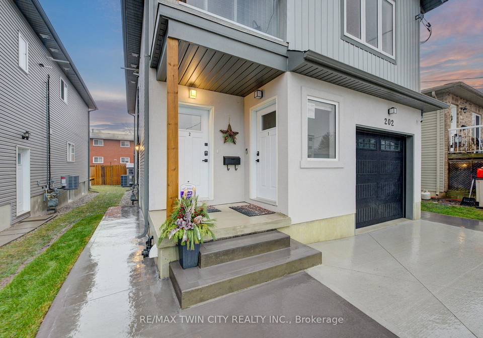 202-fifth-avenue-kitchener-ontario-x12383627