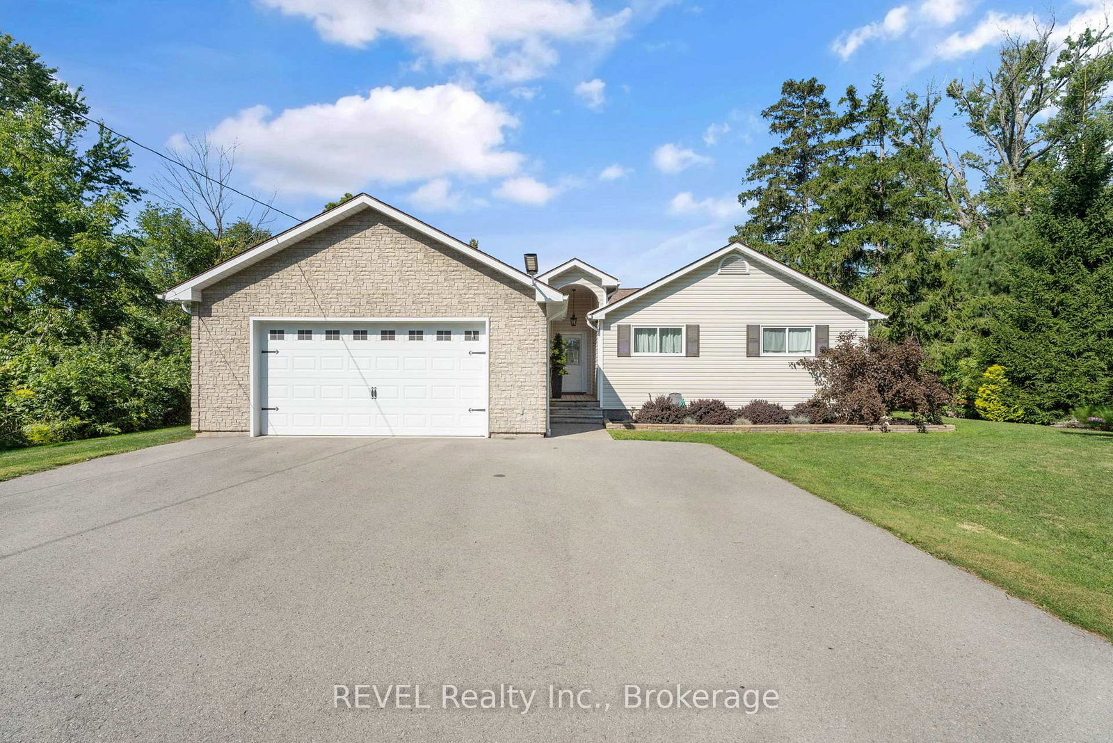 3429-switch-road-fort-erie-ontario-x12384032
