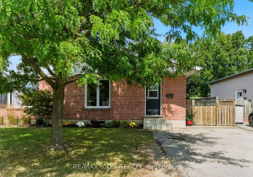 16-ivy-crescent-brant-ontario-x12384081
