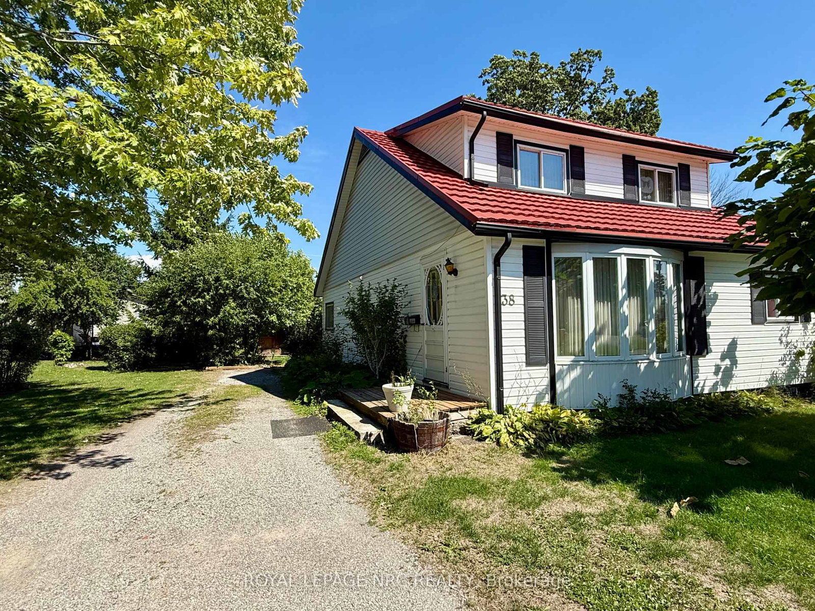 38-lillian-street-fort-erie-ontario-x12384116