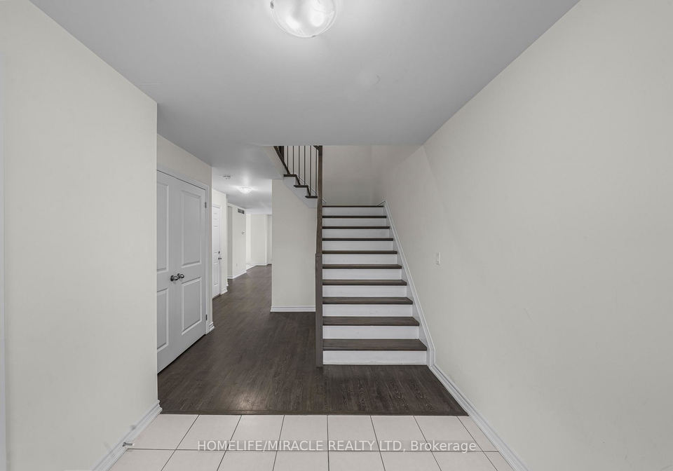 50-brennan-crescent-loyalist-ontario-x12384124