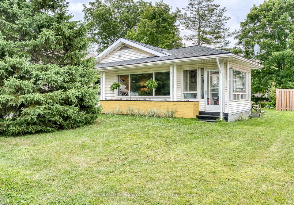 8-george-avenue-perth-ontario-x12384157