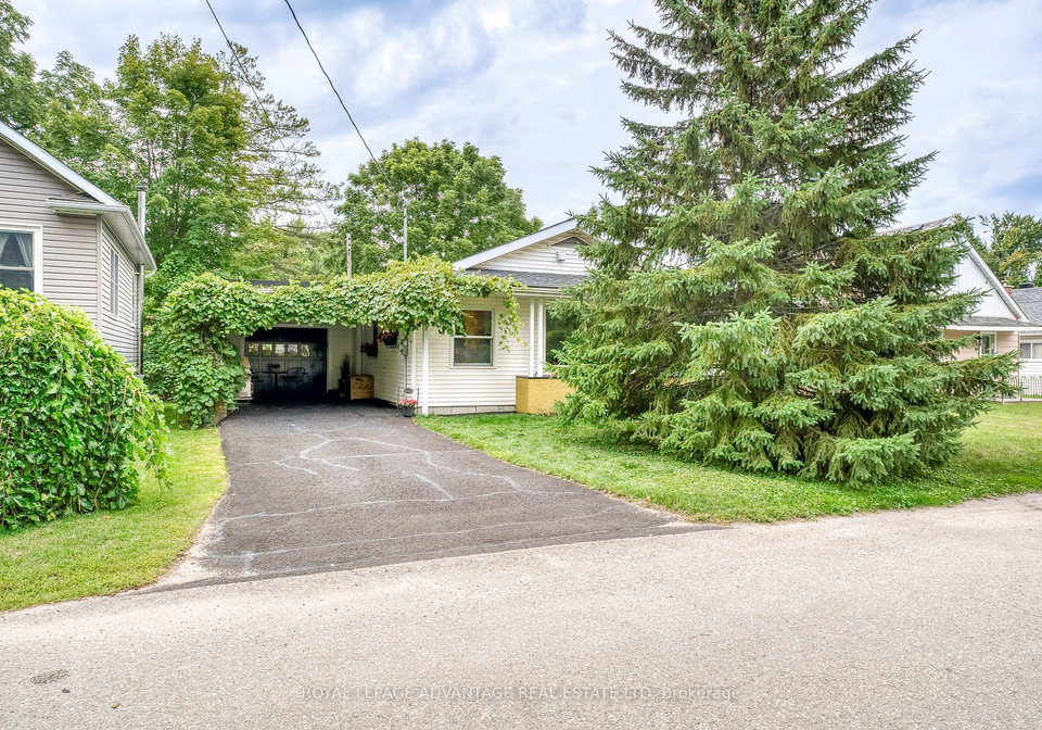 8-george-avenue-perth-ontario-x12384157