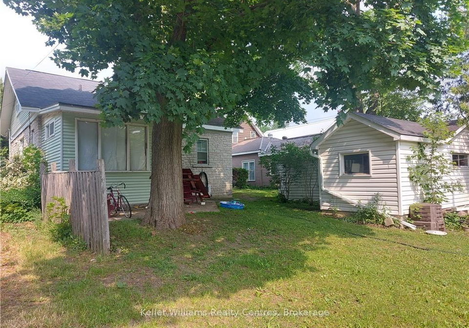 513-berford-street-south-bruce-peninsula-ontario-x12384198