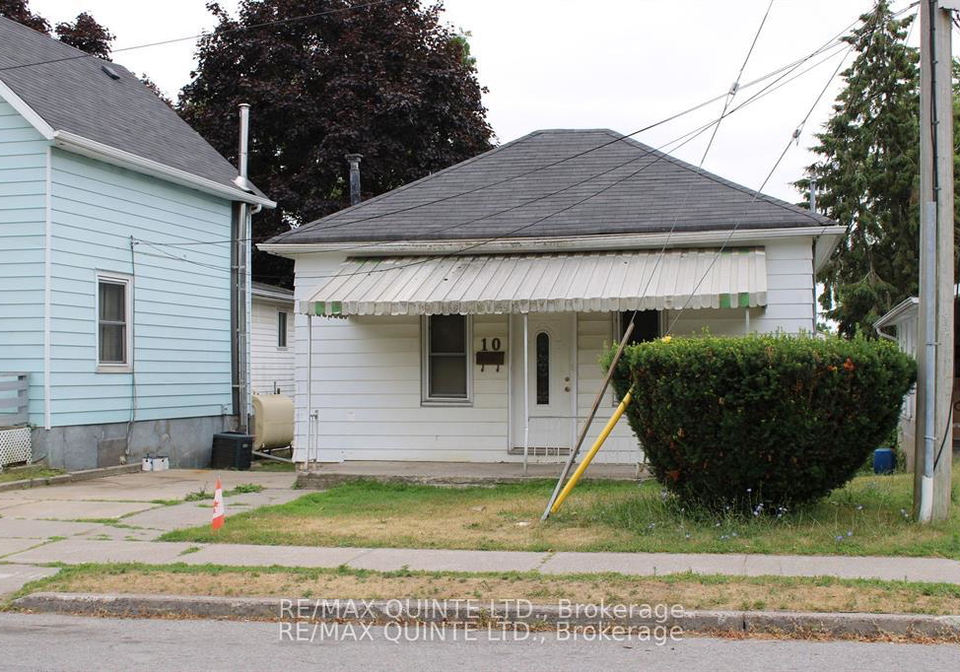 10-terrance-street-quinte-west-ontario-x12384213