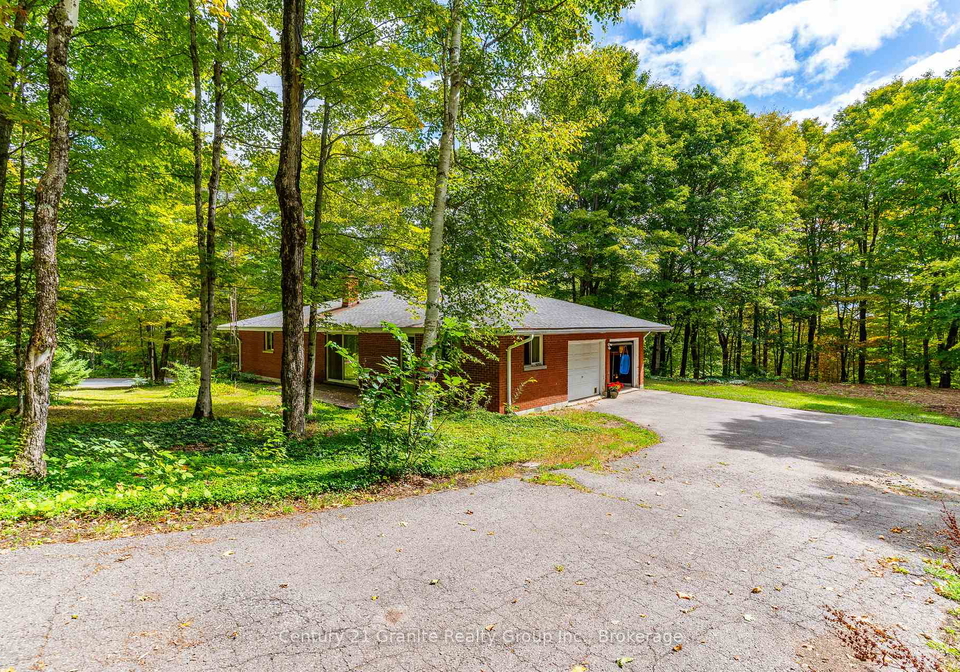 1204-walker-line-road-algonquin-highlands-ontario-x12384308