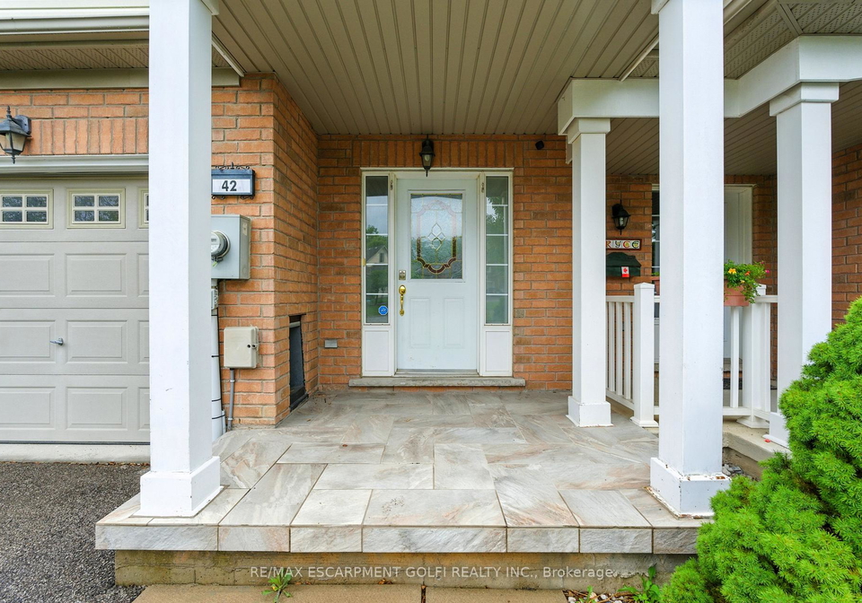 42-chloe-street-st-catharines-ontario-x12384313