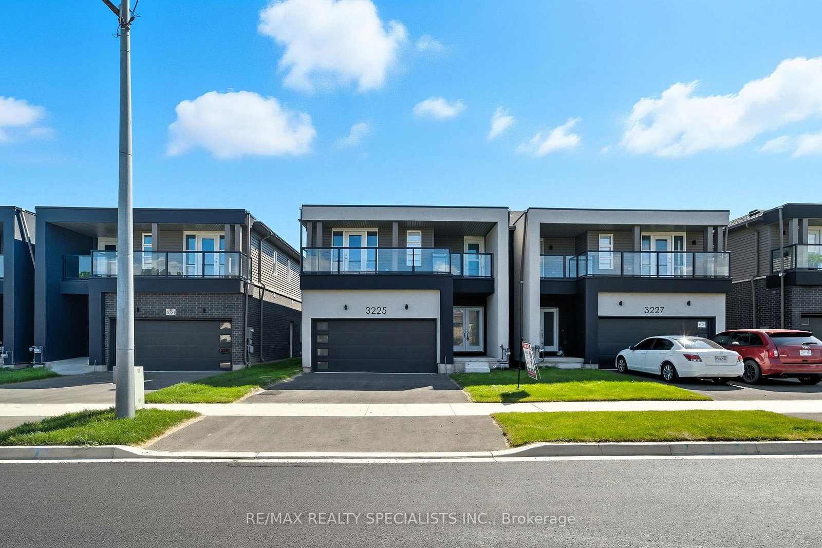 3225-dominion-road-fort-erie-ontario-x12384400