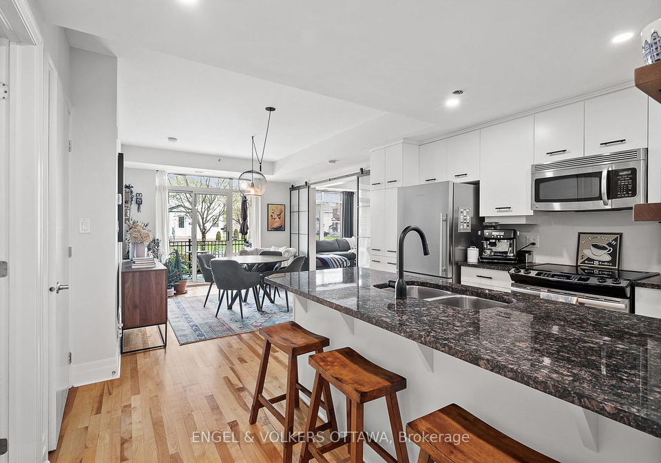 950-marguerite-avenue-ottawa-ontario-x12384520