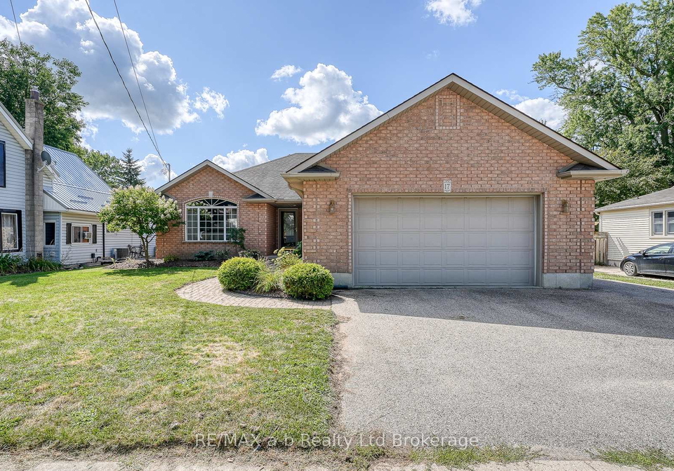 17-palmer-street-w-norwich-ontario-x12384729