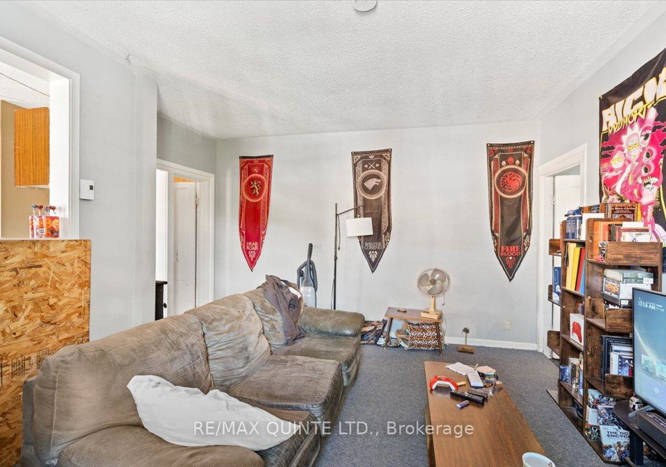 5-7-chapel-street-prince-edward-county-ontario-x12384783