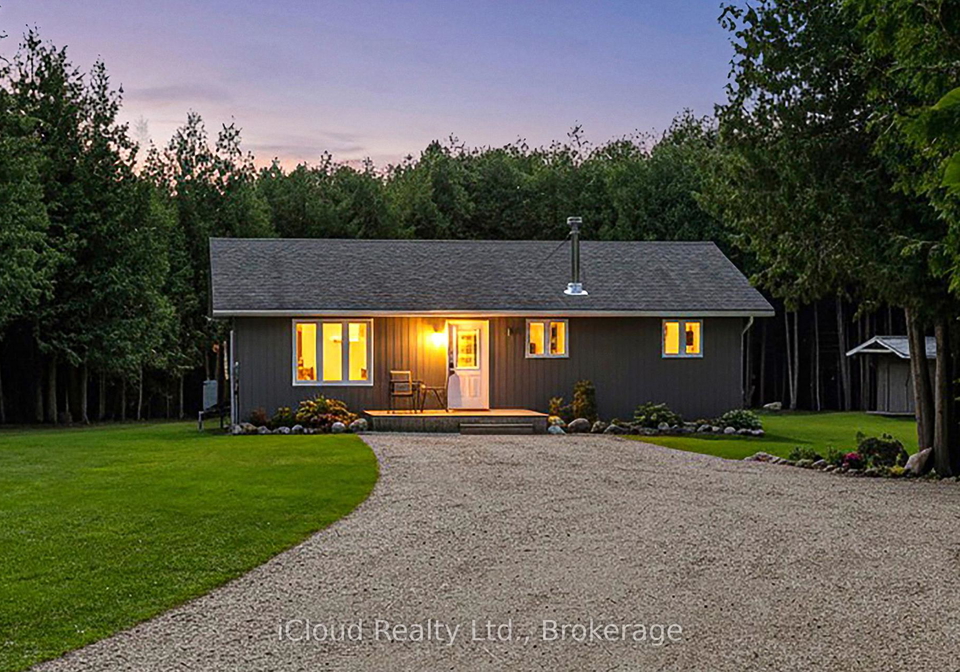414156-41-b-sideroad-street-grey-highlands-ontario-x12384789