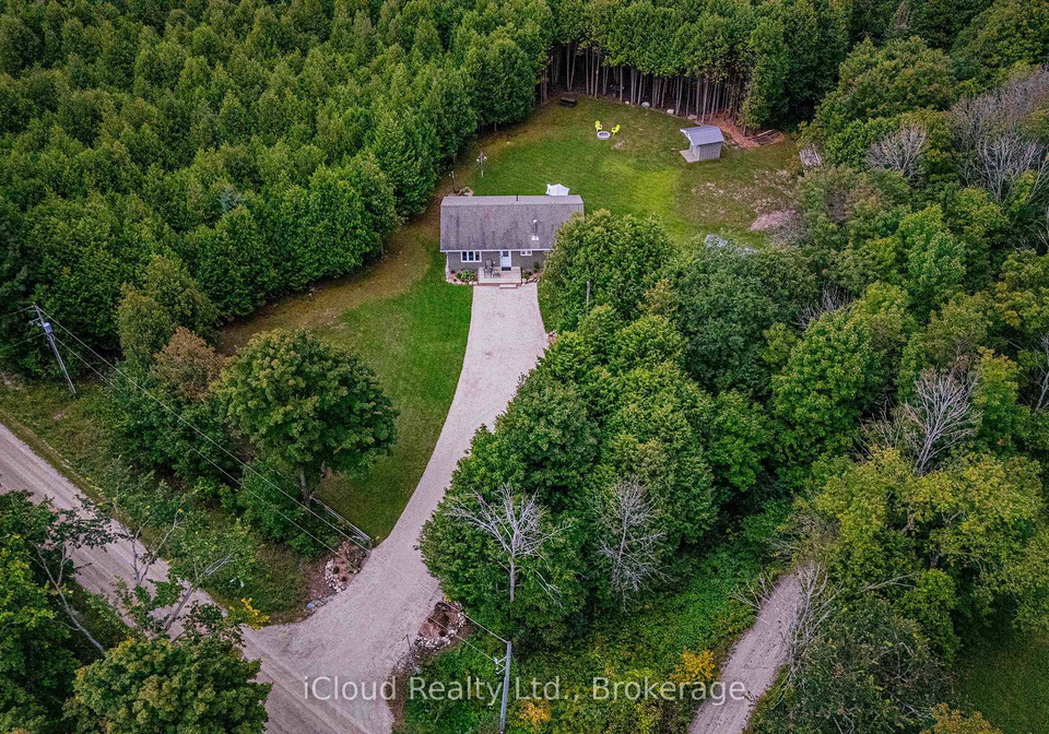 414156-41-b-sideroad-street-grey-highlands-ontario-x12384789