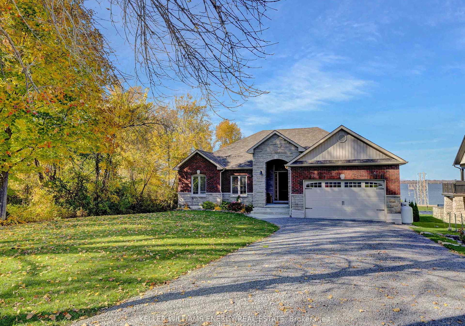 4-prinyers-drive-prince-edward-county-ontario-x12384828