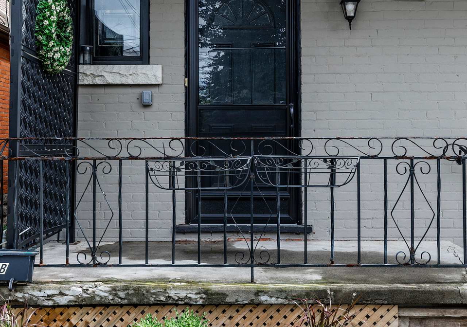55-east-26th-street-hamilton-ontario-x12385030